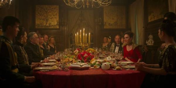 С холода (первый сезон шпионского триллера) С холода (первый сезон шпионского триллера)