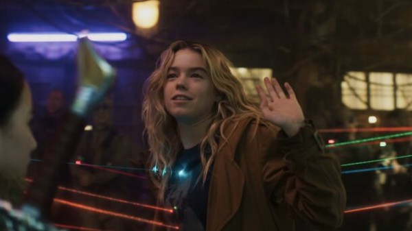 Милли Олкок расправляется с врагами в трейлере фильма &laquo;Супергерл&raquo;