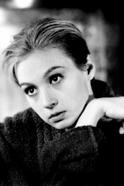 Четвертая жена Михаила Ефремова разрушила себя до основания: актриса Ксения Качалина похоронила дочь, спилась и умерла в нищете