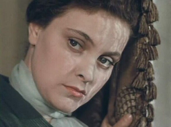 &laquo;Корвалольчику &ndash; и спать!&raquo;: что стало с Танечкой Огневой из &laquo;Разных судеб&raquo; в ее 97 &ndash; мизерная пенсия и карьера длиною в жизнь