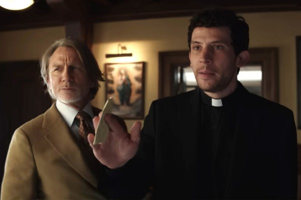 Поднимите мне веру! &laquo;Достать ножи: Воскрешение покойника&raquo; &mdash; мрачный детектив о надежде