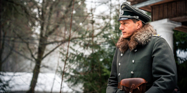 Отлить в бронзе: &laquo;Группа крови&raquo; &mdash; теледрама с упражнением в монументальности