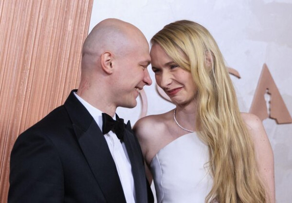 Потеря, переезд, развод: итоги года Юры Борисова &mdash; после &laquo;Оскара&raquo; на лысую голову обрушились потрясения