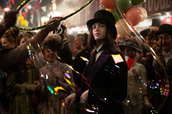 Выпьем за любовь: &laquo;Дракула&raquo; &mdash; Люк Бессон поселился в замке Тима Бертона