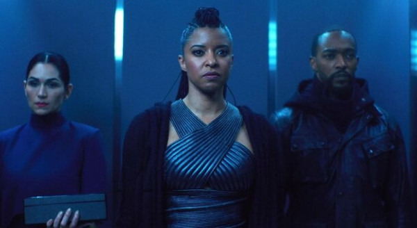 Чувствовал подвох, включив шедевральный Sci-Fi от &laquo;Нетфликс&raquo;: выдохнул на 2-м сезоне, все-таки скатились