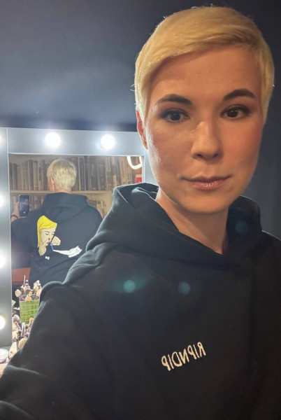 Пьянство матери и нищета: как живет бездетная юмористка Зоя Яровицына Пьянство матери и нищета: как живет бездетная юмористка Зоя Яровицына