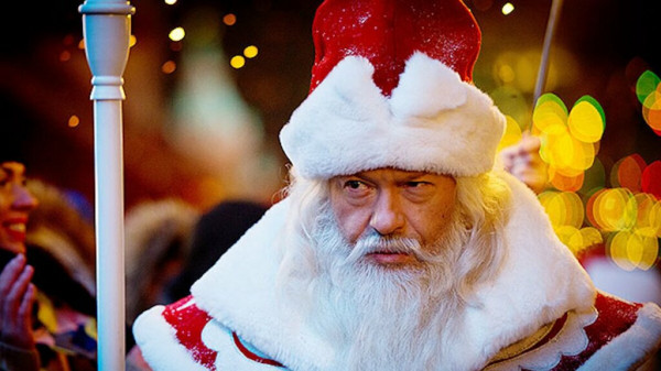 Кто скрывается под бородой: Самые неожиданные звезды, игравшие Деда Мороза