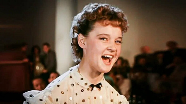 Советские актеры, которые сами исполнили песни в новогодних фильмах