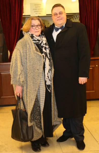 Женился в 32 года на вдове Евгения Дворжецкого и вырастил чужих детей: как живет звезда &laquo;Шифра&raquo; Алексей Колган