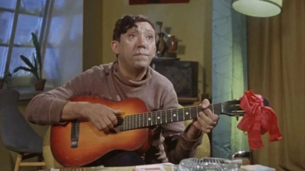 Актеры-символы Нового года: С кем у кинолюбов ассоциируется зимний праздник