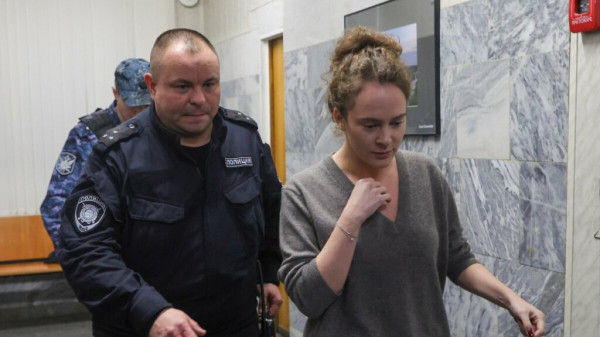 Громкие скандалы 2025 года: Прилучный бился с Муцениеце, Гузеева порвала с Кудрявцевой, Долина отдала квартиру