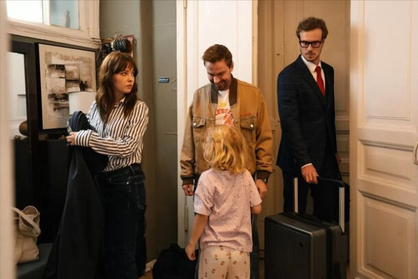 Свести разведенные мосты: 7 увлекательных фильмов и сериалов о спасении брака