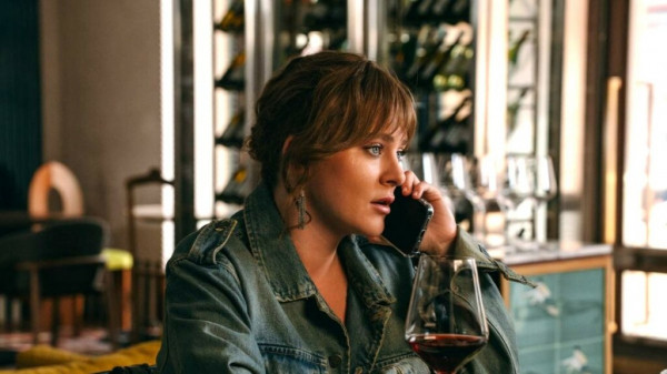 Романы с Ильей Глинниковым и Милошем Биковичем, скандал с наркотиками: как сейчас живет сменившая имя Аглая Тарасова