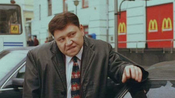 Актера Юрия Степанова нет 15 лет, но есть его точная копия: что случилось на Люблинке и как получилось такое чудо