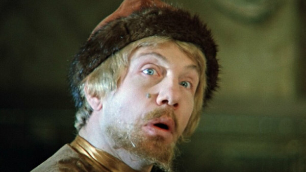 Актеры-символы Нового года: С кем у кинолюбов ассоциируется зимний праздник