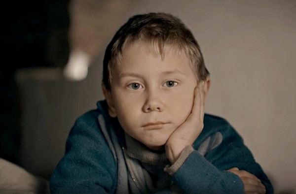 Актера Юрия Степанова нет 15 лет, но есть его точная копия: что случилось на Люблинке и как получилось такое чудо