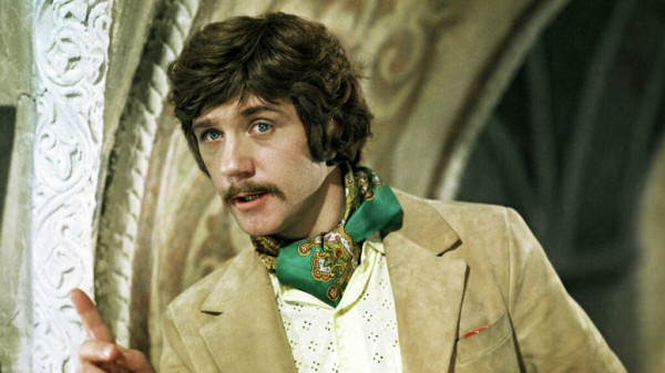 Актеры-символы Нового года: С кем у кинолюбов ассоциируется зимний праздник