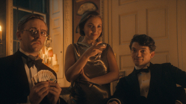 &laquo;Семь циферблатов Агаты Кристи&raquo;: Рецензия Киноафиши