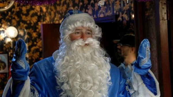 Кто скрывается под бородой: Самые неожиданные звезды, игравшие Деда Мороза
