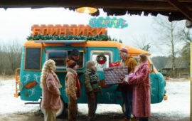 Мальчик и его друзья запускают кулинарный бизнес в трейлере фильма «Драники»