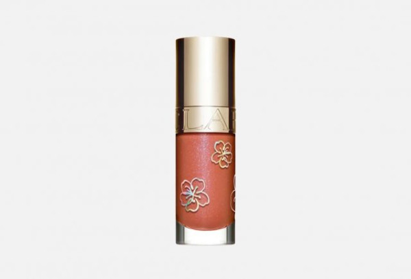 Трендовый макияж на весну 2025: lip combo, стрелки и загорелый румянец