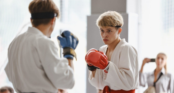 &laquo;Мой сын&raquo;: Подпольная борьба с коррупцией и где она скрывается