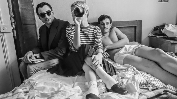 Пистолет, и девушка, и все-все-все: «Новая волна» Ричарда Линклейтера Пистолет, и девушка, и все-все-все: «Новая волна» Ричарда Линклейтера