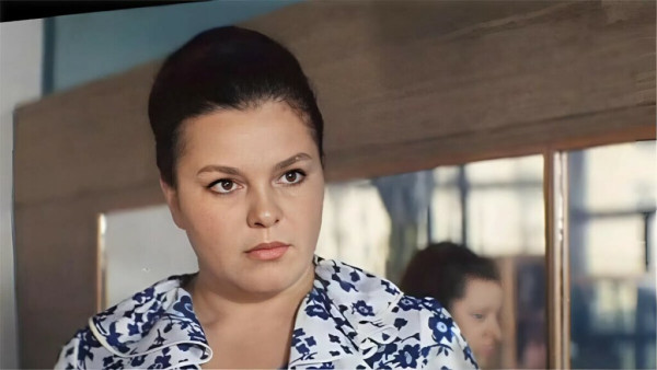 Мало снималась и не вышла замуж: печальная судьба одинокой актрисы Александры Дорохиной Мало снималась и не вышла замуж: печальная судьба одинокой актрисы Александры Дорохиной