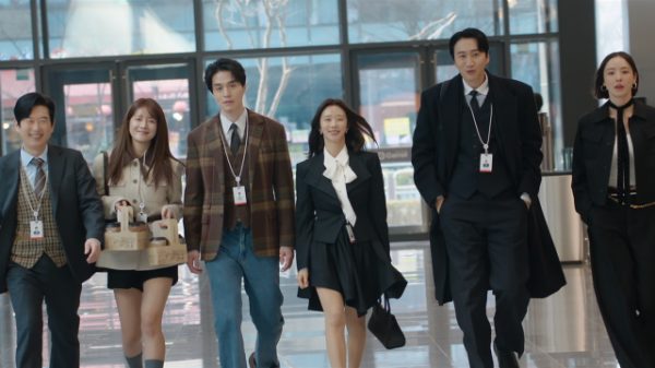 Ваше резюме мне понравилось: 7 лучших фильмов и сериалов про офисные романы