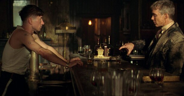 Томми все забыли, Артура убили: что мы узнали из первого трейлера «Острые козырьки: Бессмертный» Томми все забыли, Артура убили: что мы узнали из первого трейлера «Острые козырьки: Бессмертный»