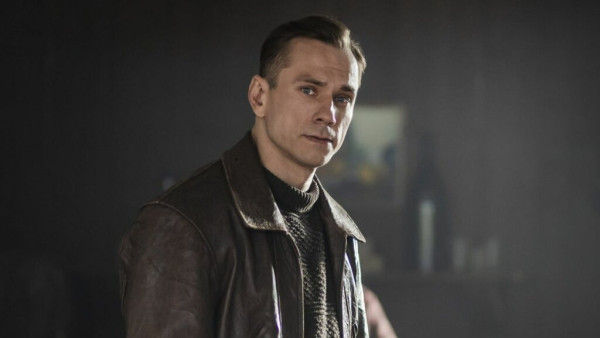 Окончил ПТУ, работал на заводе, похоронил близкого человека: испытания Александра Горбатова