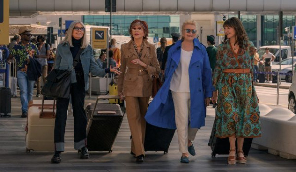 10 фильмов и сериалов, в которых библиотеки, книжные лавки и литературные клубы являются главным местом действия 10 фильмов и сериалов, в которых библиотеки, книжные лавки и литературные клубы являются главным местом действия