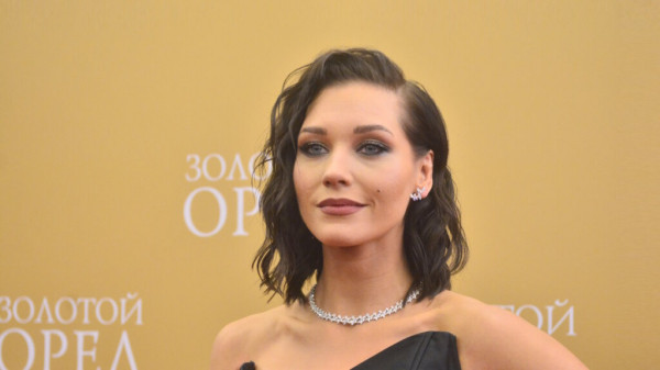 Бедное детство, обида на родителей и скандальный развод с Гариком Харламовым: как живет Кристина Асмус Бедное детство, обида на родителей и скандальный развод с Гариком Харламовым: как живет Кристина Асмус