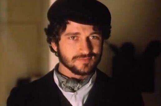 Россияне, хохоча, «валялись под столом»: западную экранизацию «Вишневого сада» не спасла даже звезда «Гарри Поттера» Россияне, хохоча, «валялись под столом»: западную экранизацию «Вишневого сада» не спасла даже звезда «Гарри Поттера»