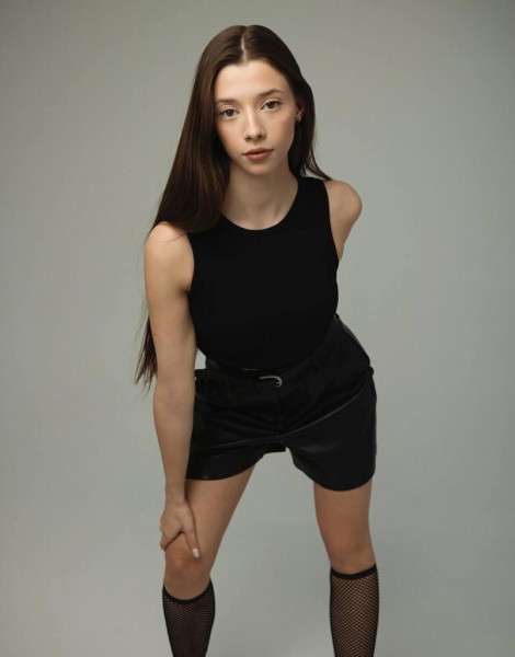 Поколение: Полина Гухман