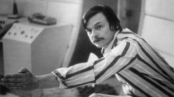 Актеры, которых погубило курение: Минздрав предупреждал Актеры, которых погубило курение: Минздрав предупреждал