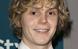 Монстры сериал: в каком порядке смотреть, чтобы не запутаться в хронологии убийств