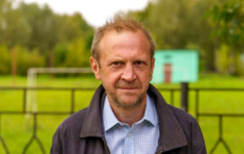 Поздняя слава, брак с Ольгой Теняковой и двое детей: как живет скрытный актер Тимофей Трибунцев