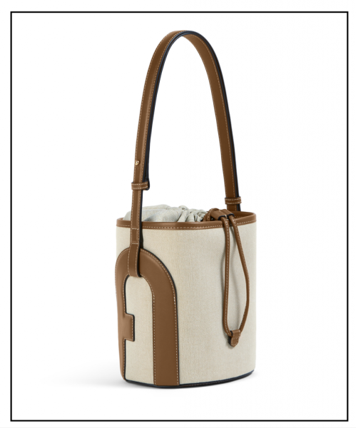 Надо брать: 6 мастхэвов марта, которые должны быть в твоем гардеробе