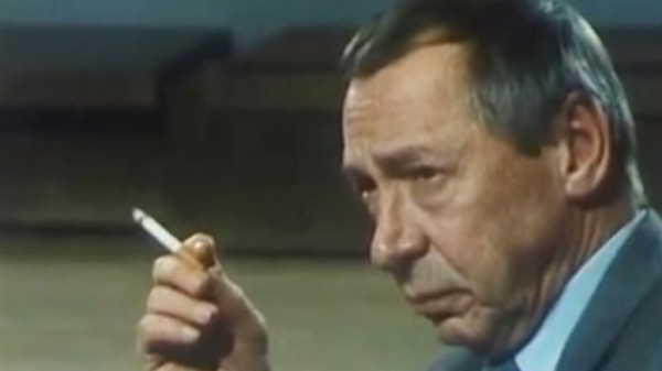 Актеры, которых погубило курение: Минздрав предупреждал Актеры, которых погубило курение: Минздрав предупреждал