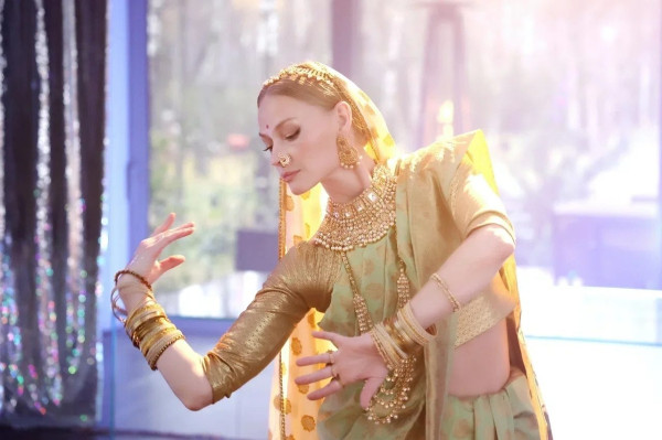 &laquo;Жемчуг&raquo; Тины Барклая &mdash; индийские танцы Цыганова и Ходченковой