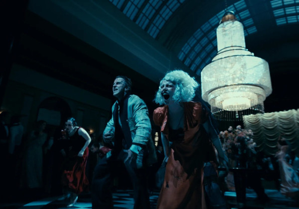 Могила исправит: «Невеста!» — гангстерский ретрохоррор с Бакли и Бэйлом Могила исправит: «Невеста!» — гангстерский ретрохоррор с Бакли и Бэйлом