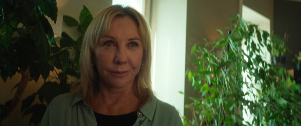 &laquo;Если вас не ценят &mdash; уходите&raquo;: &laquo;Тюльпаны&raquo; &mdash; трогательный альманах к 8 марта