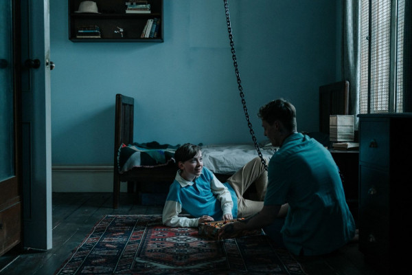 Сломанный хочет стать целым: &laquo;На цепи&raquo; &mdash; британский &laquo;Холоп&raquo; номинанта на &laquo;Оскар&raquo;