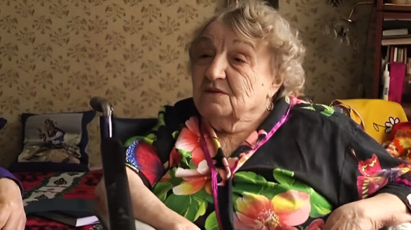 Век на сцене: Российские актеры, перешагнувшие столетний юбилей Век на сцене: Российские актеры, перешагнувшие столетний юбилей