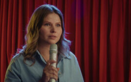 «Если вас не ценят — уходите»: «Тюльпаны» — трогательный альманах к 8 марта