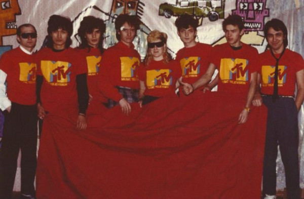 Гореть звездой: как рокеры эпохи позднего СССР повлияли на стиль целого поколения