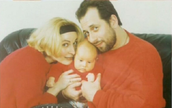 Разводы, страшный грех и долгожданный сын: что случилось с актрисой Мариной Куделинской Разводы, страшный грех и долгожданный сын: что случилось с актрисой Мариной Куделинской