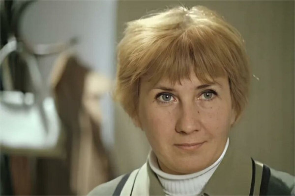 Похоронила двух мужей и стала затворницей: что случилось с актрисой Людмилой Арининой Похоронила двух мужей и стала затворницей: что случилось с актрисой Людмилой Арининой