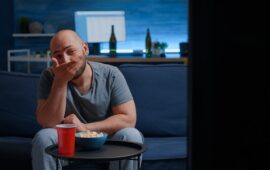 Запретные плоды ВК: где искать фильмы ужасов в хорошем качестве и не нарваться на блокировку